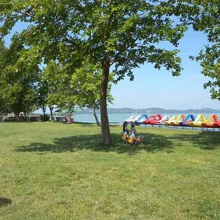 公寓 Lakefront In Zamardi-balaton 55199